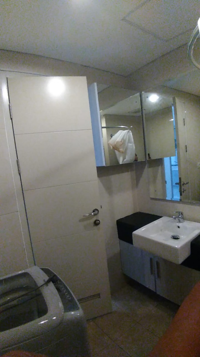 Unit 3 BR Fully Furnished Dijual di Apartemen Trivium Terrace Lippo Cikarang